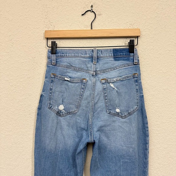 ABERCROMBIE & FITCH Curve Love The Ultra High Rise Ankle Straight Jeans - Picture 7 of 12